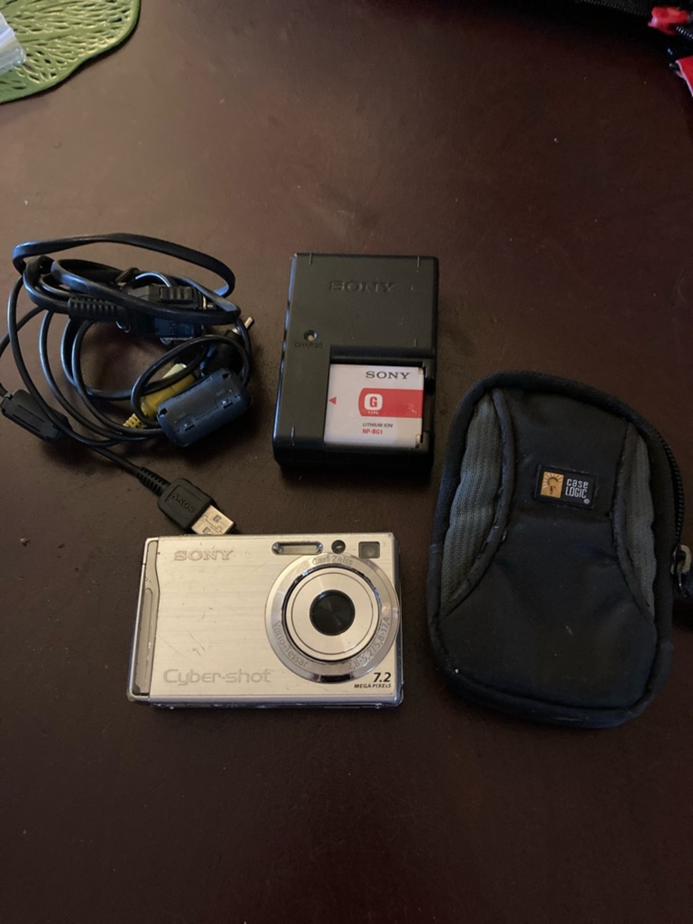 Sony Silver Cyber-shot 7.2MP Digital Camera with Charger and Case